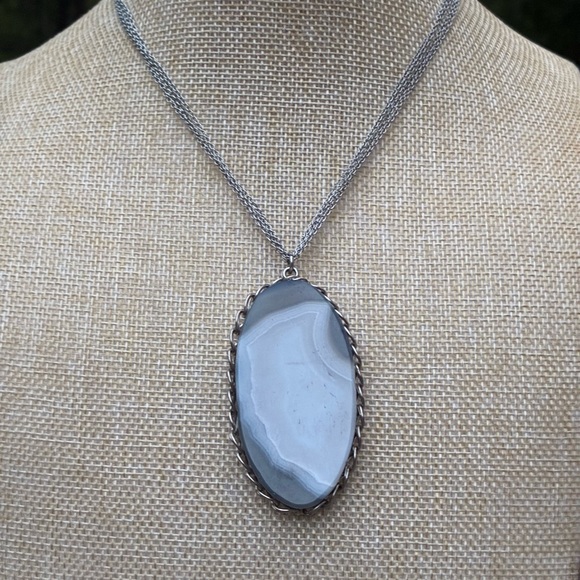 Chico's Silver Gray Necklace with Agate Pendant - Picture 1 of 2